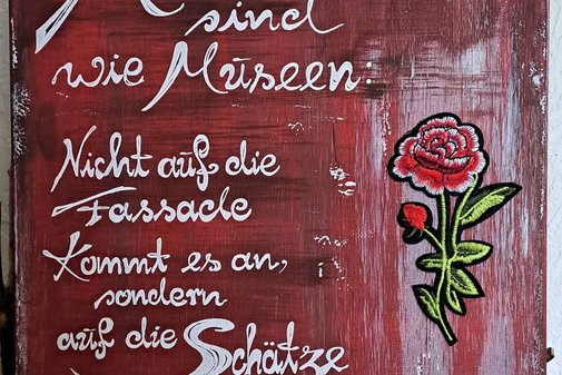 Spruch auf einer Karte.