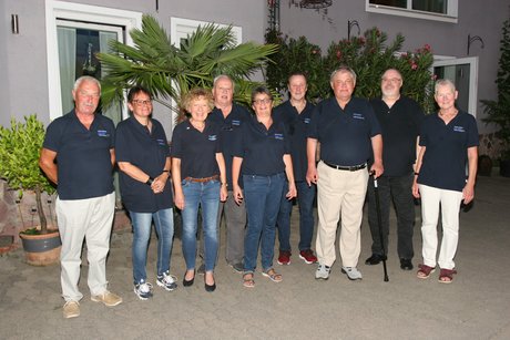 Vorstand v.l.: Karl-Lorenz Berz, 1. Vorsitzende Nicole Nostadt, Anita Winkler, Klaus-Dieter Thieme, Birgit Mayer, Markus Stumm, Elmar Mihm, Kreisvorsitzender Manfred Grötz, Reinhild Eckert
