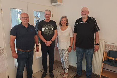 Neue Beisitzer Marion Held-Marinos und Jörg Ehses. VdK zeltingen