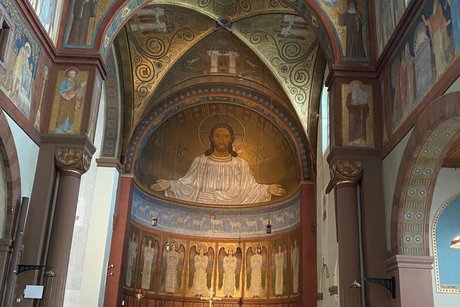 Im Kloster St. Hildegard