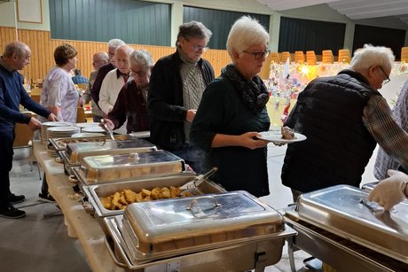 Das Buffet ist eröffnet.