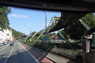 Schwebebahn