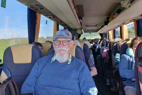 Der erste Vorsitzende vom VdK OV-Gerolstein mit unseren VdK'ler im Bus