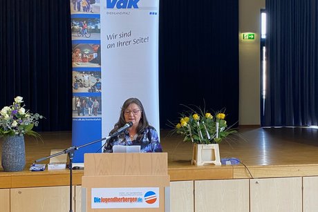 Gedenken der Verstorbenen durch Roswitha Meinz