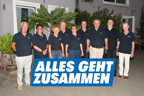 8 Vorstandsmitglieder und der Kreisvorsitzende Manfred Grötz
