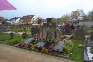 Ehrenmal auf dem Friedhof in Ahrweiler