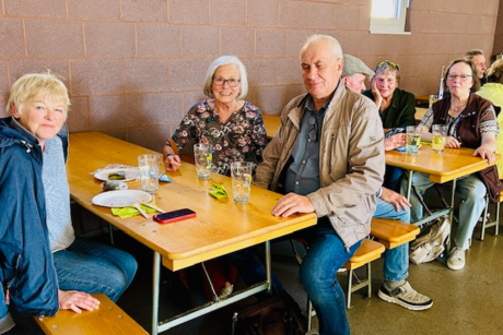 Treffen Bild von Mitgliedern und Gästen