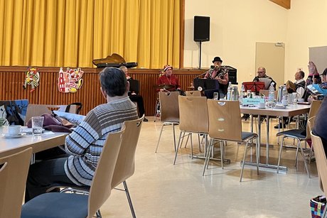 Band für musikalischen Beitrag