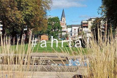 Bild mit Kirche und Geb&auml;ude von Bad Neuenahr
