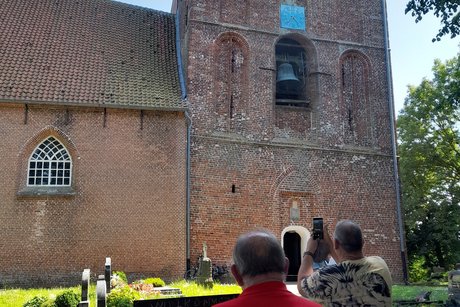 Schiefster Kirchturm der Welt in Suurhusen