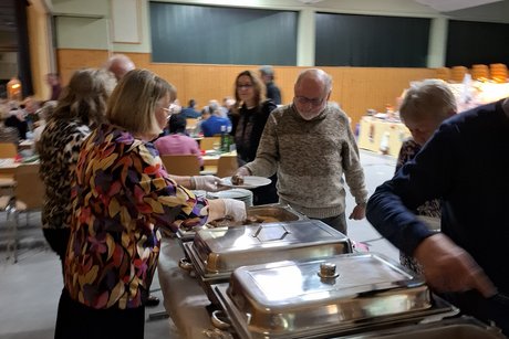 Das Buffet ist eröffnet.