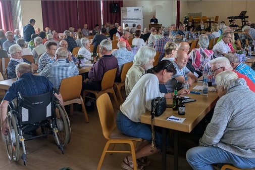 Teilnehmer an der Mitgliederversammlung