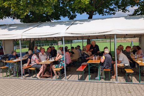 Zelt in Dromersheim