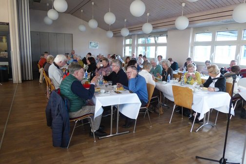 Gäste der Seniorenfeier 2025