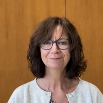 Frau Engelhard Kassiererin