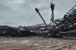 Riesige Bagger holen die Braunkohle aus dem Boden