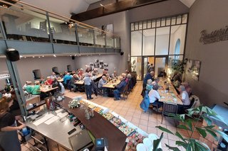 Gemütliches Ambiente im Schloss bei Kaffee und Kuchen