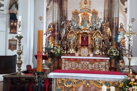 Altar mit Kerzen