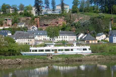 Schiffahrt nach Saarburg