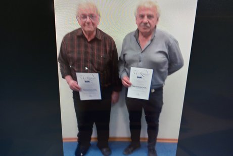 Claus Reichert (links), Friedhelm Brauch (rechts) Ehrungen bei Mitgliederversammlung am 08.04.2024