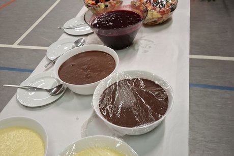 Das Buffet ist eröffnet.
