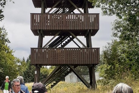 Vom Aussichtsturm auf dem Erbeskopf aus war der Blick überweltigend. Vom Aussichtsturm auf dem Erbeskopf ist der Ausblick überwältigend