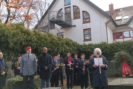 Rosi Pees am Volkstrauertag 2025 Rosi Pees