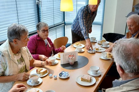 Ein nettes Kaffeekränzchen. Ein nettes Kaffeekränzchen.
