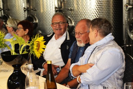 Grillfest im Weingut Losen-Bockstanz Grillfest im Weingut Losen-Bockstanz