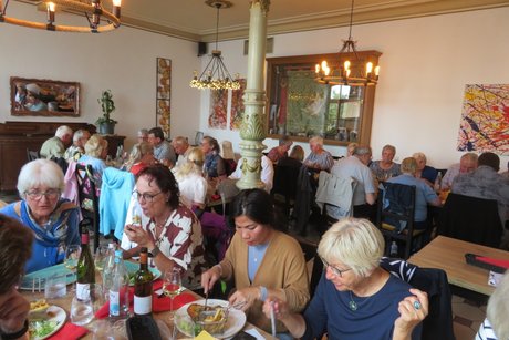 Anschließend deftiges Abendessen Anschließend deftiges Abendessen