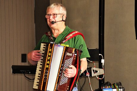 Grillfest im Weingut Losen-Bockstanz Grillfest im Weingut Losen-Bockstanz