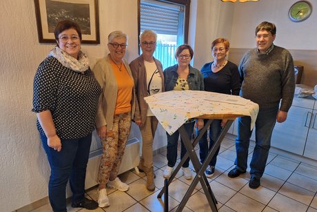 Fünf Frauen und ein Mann