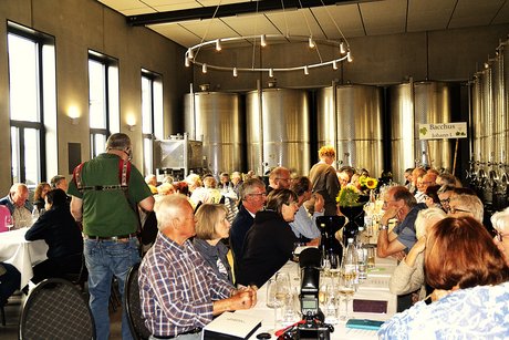 Grillfest im Weingut Losen-Bockstanz Grillfest im Weingut Losen-Bockstanz