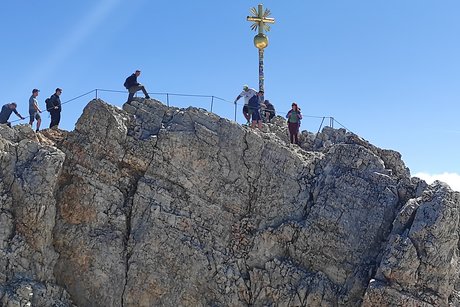 Gipfelkreuz Deutsche Seite