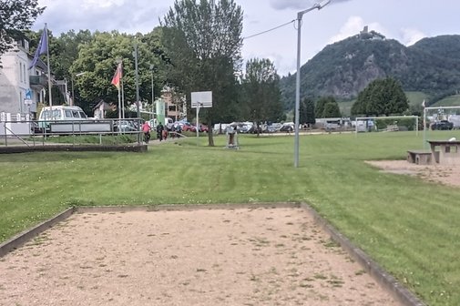 Boulefeld mit Ausblick auf den Drachenfels