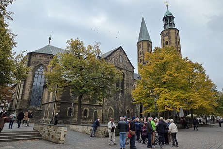 Rundgang im historischen Stadtkern von Goslar. Sehenswürdigkeiten