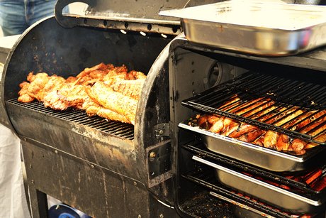 Grillfest im Weingut Losen-Bockstanz Grillfest im Weingut Losen-Bockstanz