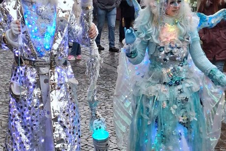 Schneek&ouml;nig und K&ouml;nigin