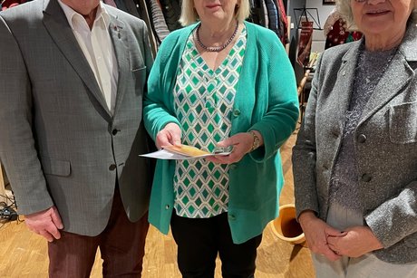 VdK Mitglied Ehrung 5 Weihnachtsfeier 2025 Urkundenübergabe VdK Mitglied Ehrung 5 Weihnachtsfeier 2025 Urkundenübergabe