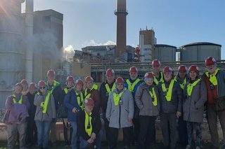 Gruppenfoto im Werk in Offstein