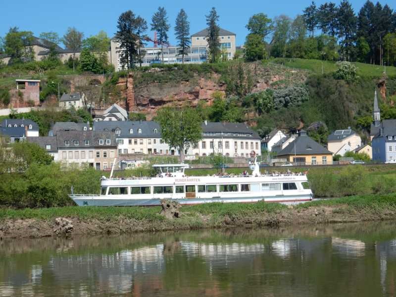 Schiffahrt nach Saarburg