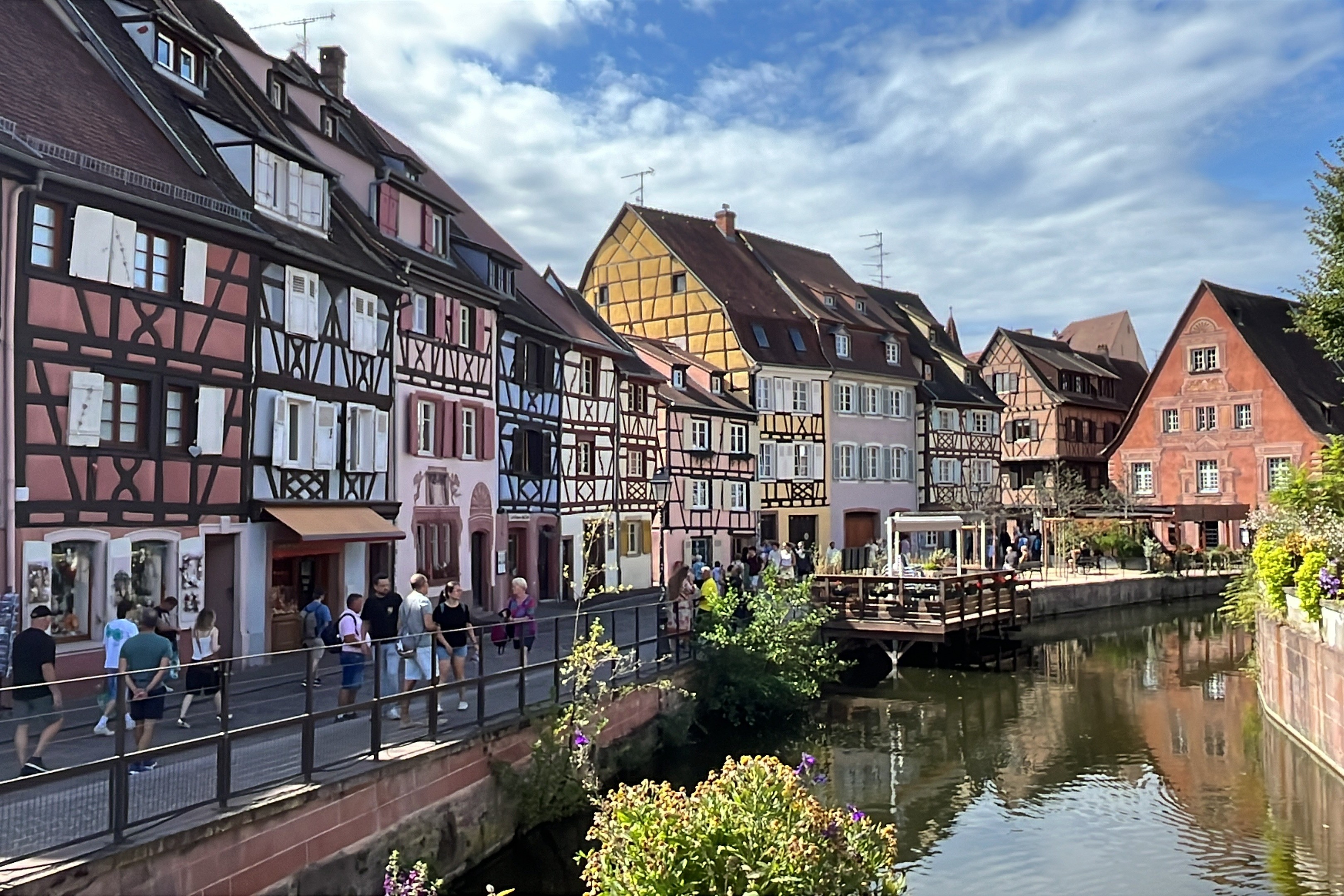 Tagesausflug nach Colmar Gemütlicher Bummel durch die malerischen Gassen der Altstadt von Colmar.