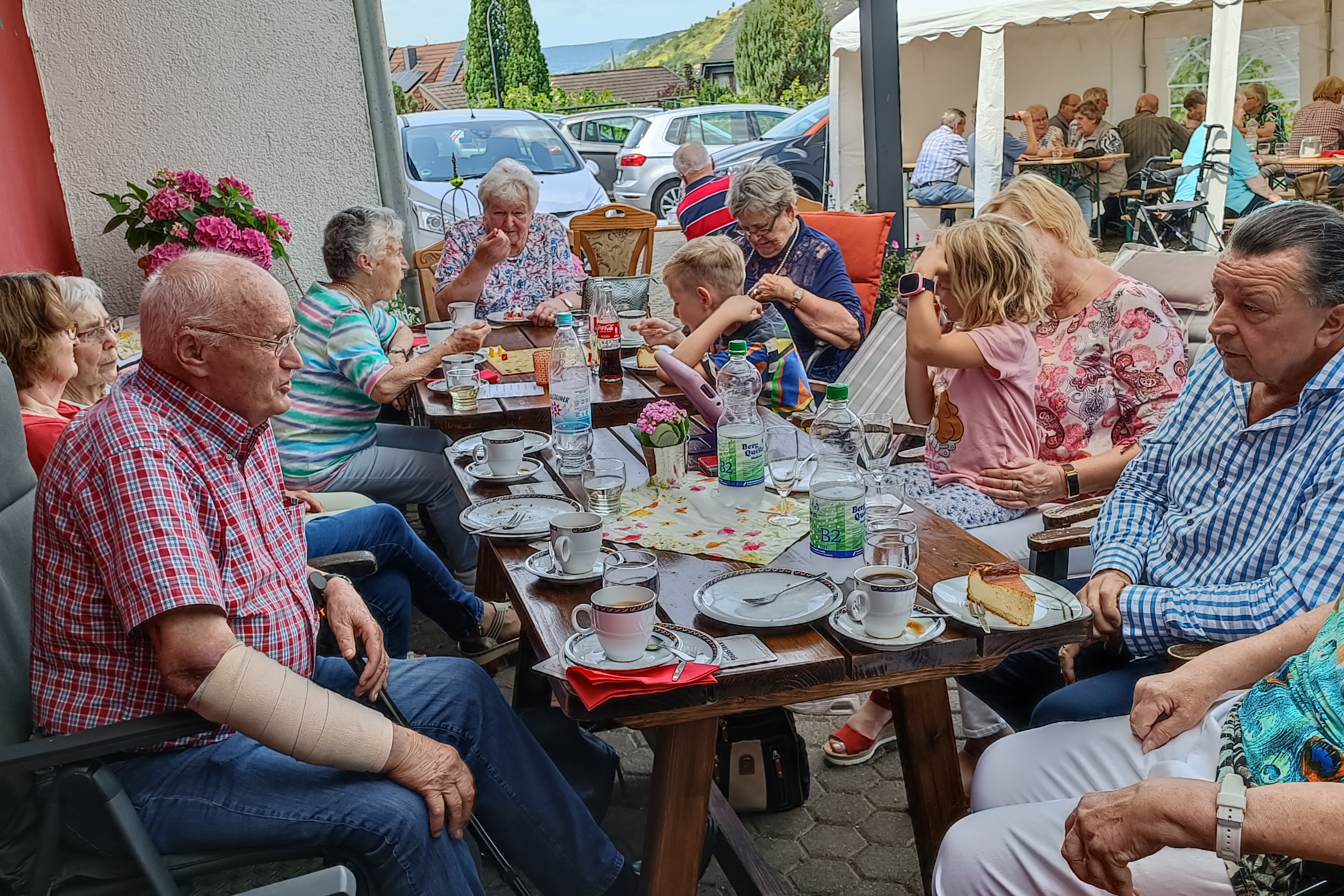 Mitglieder des OV Fell-Riol gemütliche Runde der Mitglieder