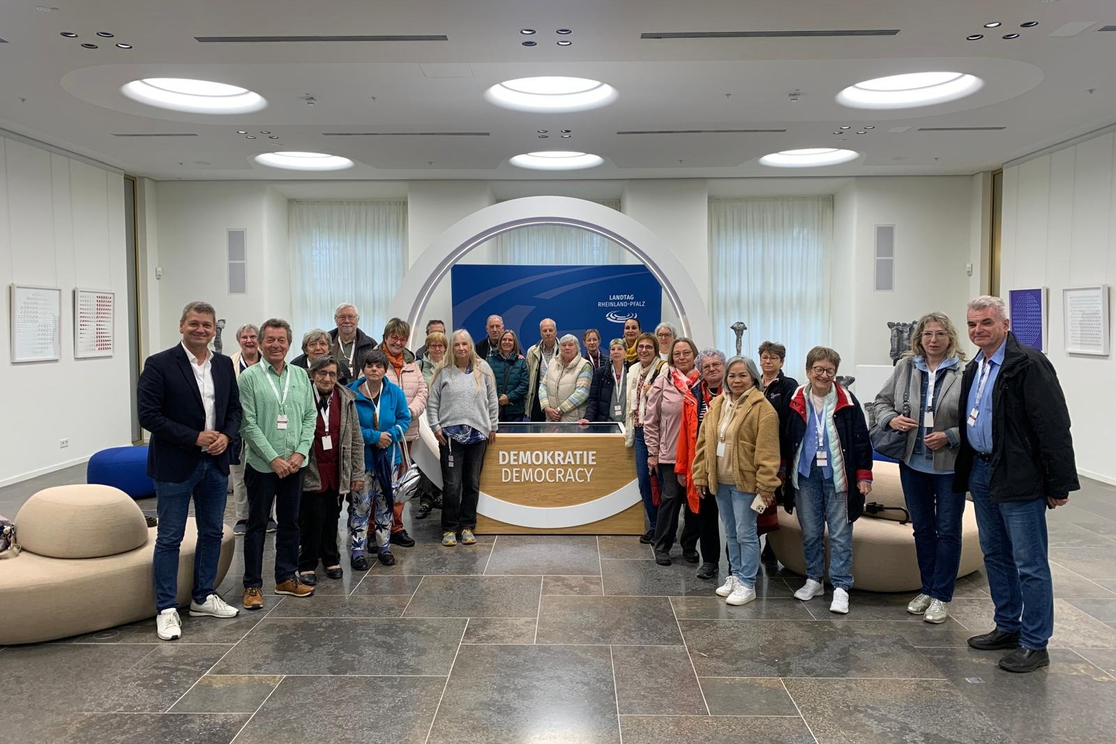 Teilnehmer des Ausflugs und Ch. Baldauf Gruppenbild