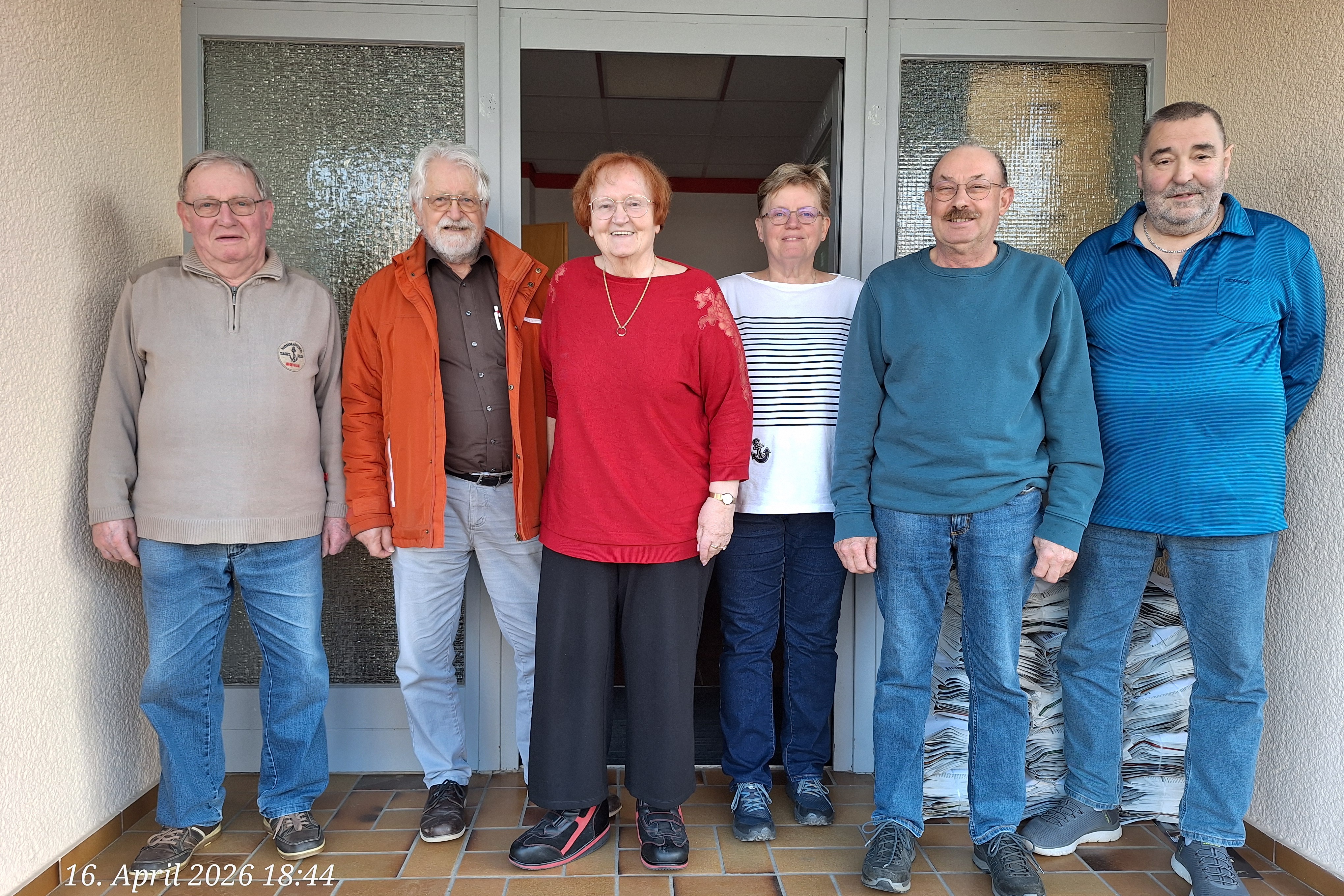 Willi Br&uuml;nisholz (Revisor), Uwe Straube (Beisitzer), Brigitte Straube (Beisitzerin), Ellen Simon (Revisorin), Rudi Bi&szlig;bort (Schriftf&uuml;hrer) und Rainer Faust (Vorsitzender). Nicht auf dem Bild: Melanie Maske (Kassenverwalterin), Liane Becker (Beisitzerin) und Peter Lehberger (Stellv. Vorsitzender)