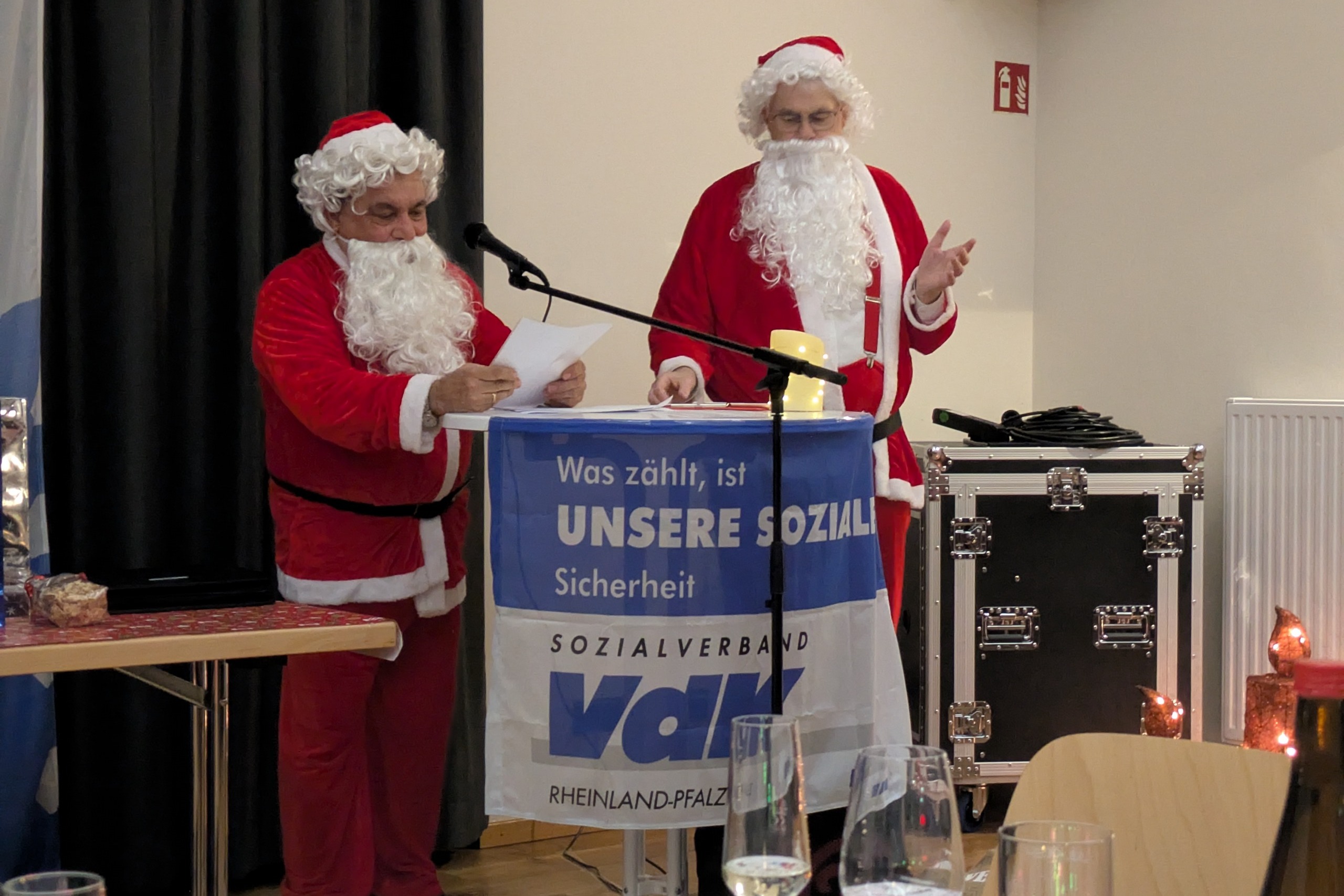 Der Nikolaus besuchte die VDK-Weihnachtsfeier Der Nikolaus besuchte die VDK-Weihnachtsfeier