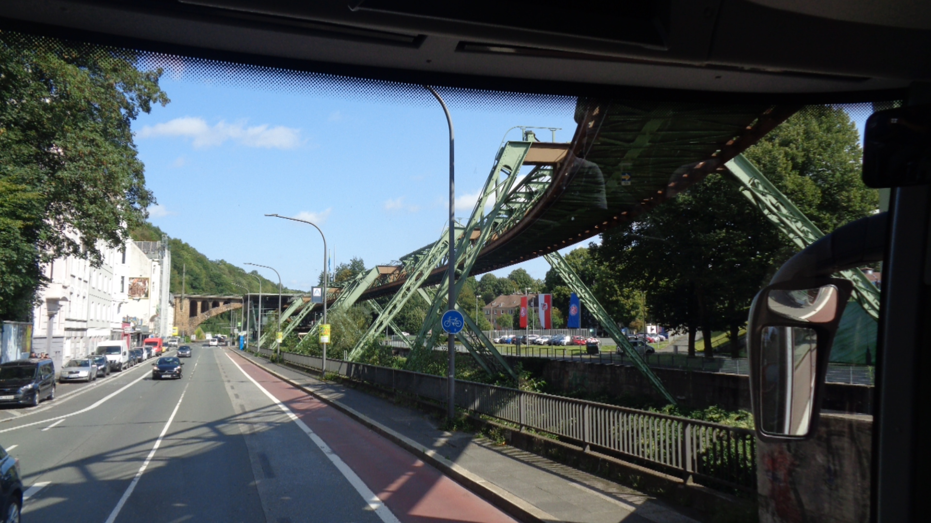 Schwebebahn