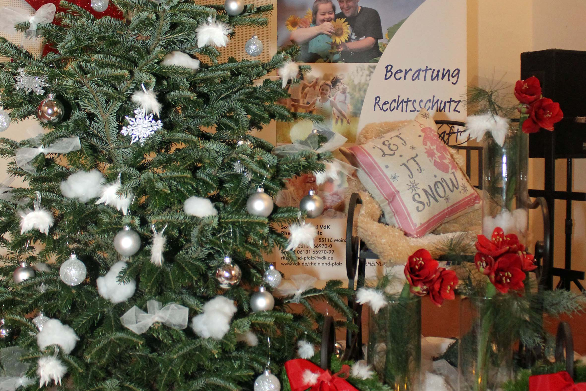 Weihnachtsbaum auf der B&uuml;hne